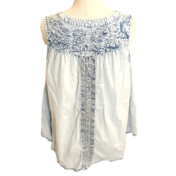 WOMENS Rachel Zoe light chambray embroidered tank top size Small. - Picture 6 of 14